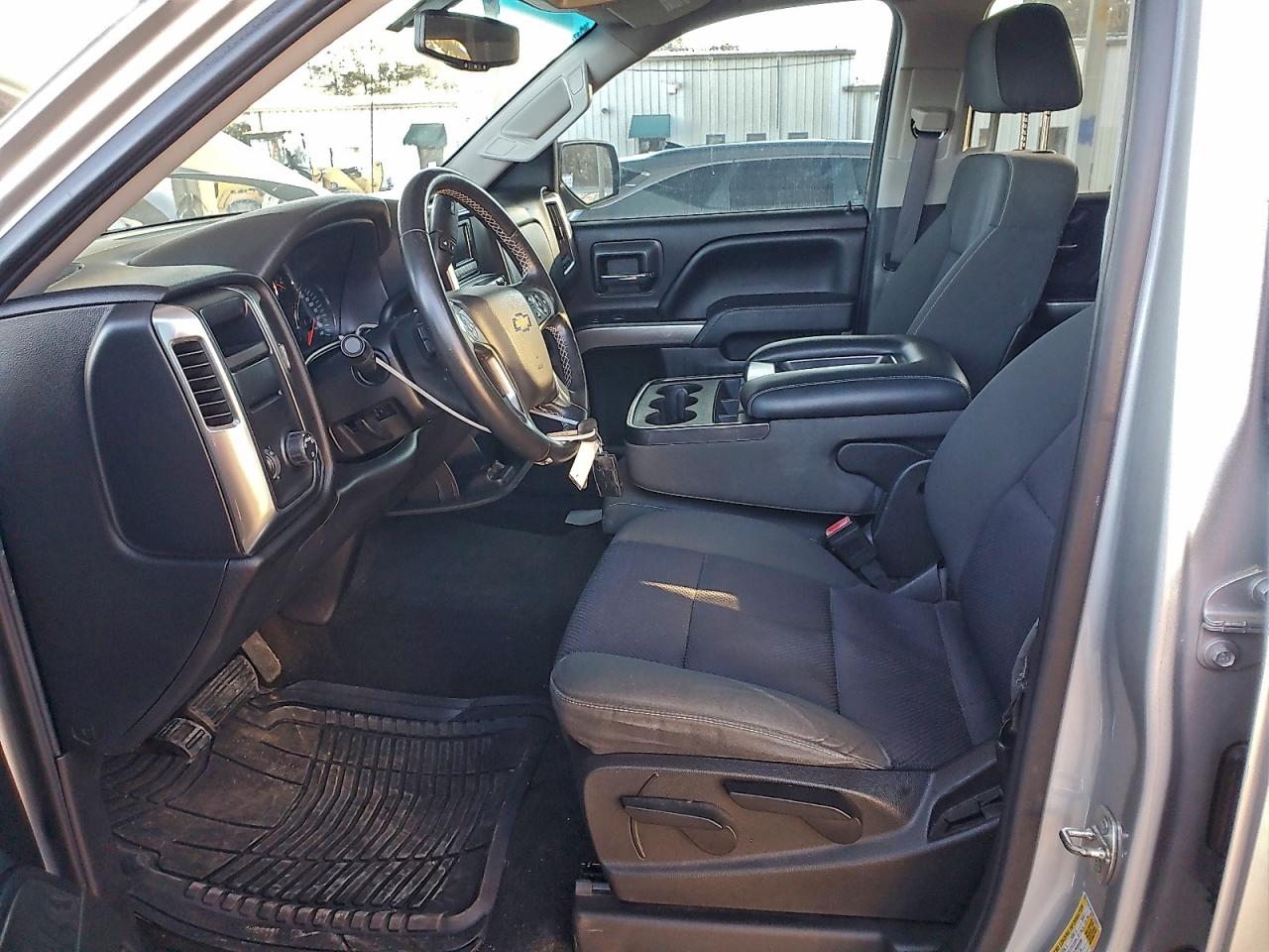 2015 CHEVROLET SILVERADO C1500 LT photo 7