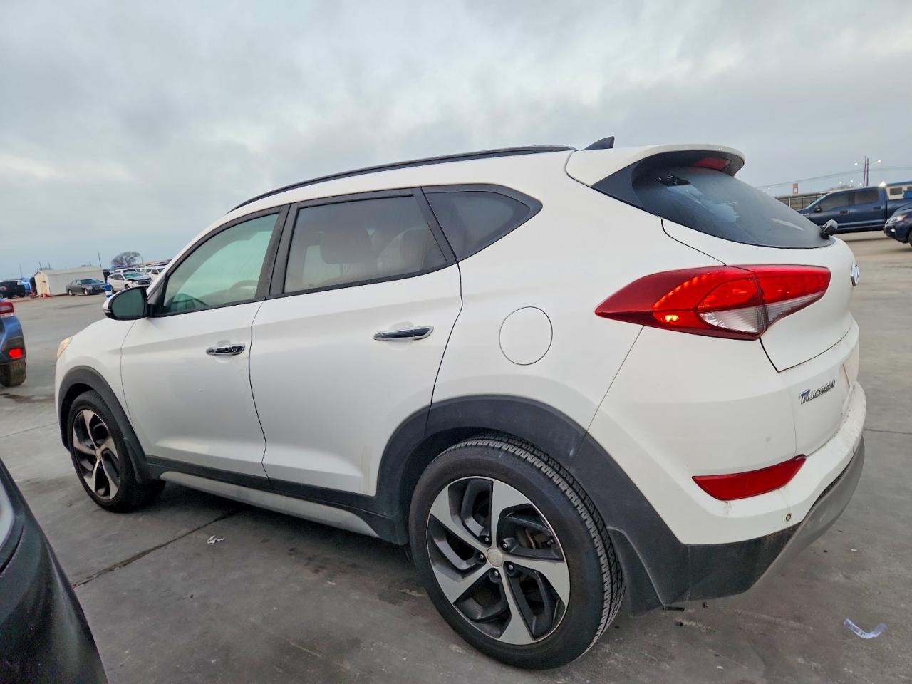 2017 HYUNDAI TUCSON LIMITED photo 2