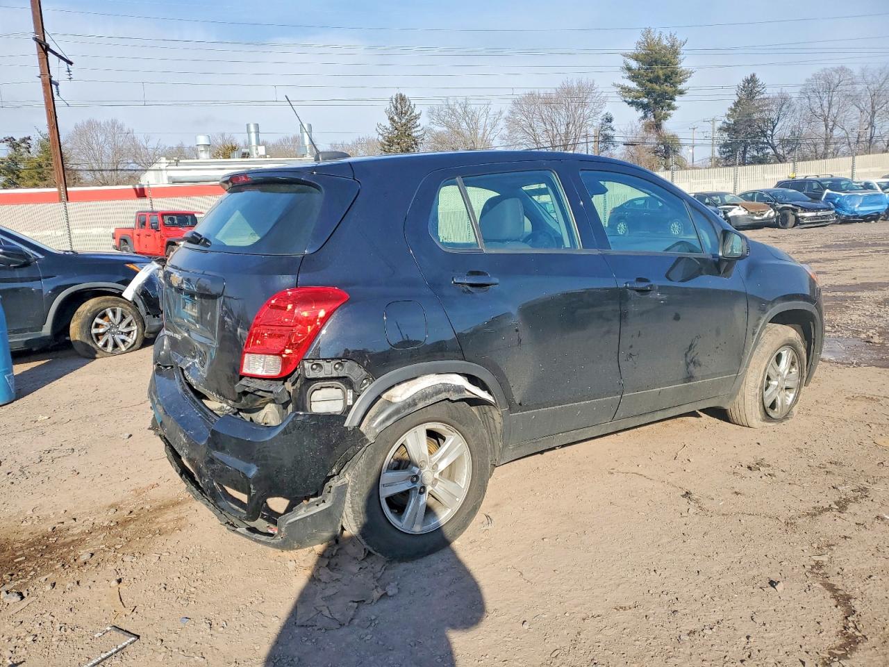 2020 CHEVROLET TRAX LS photo 3