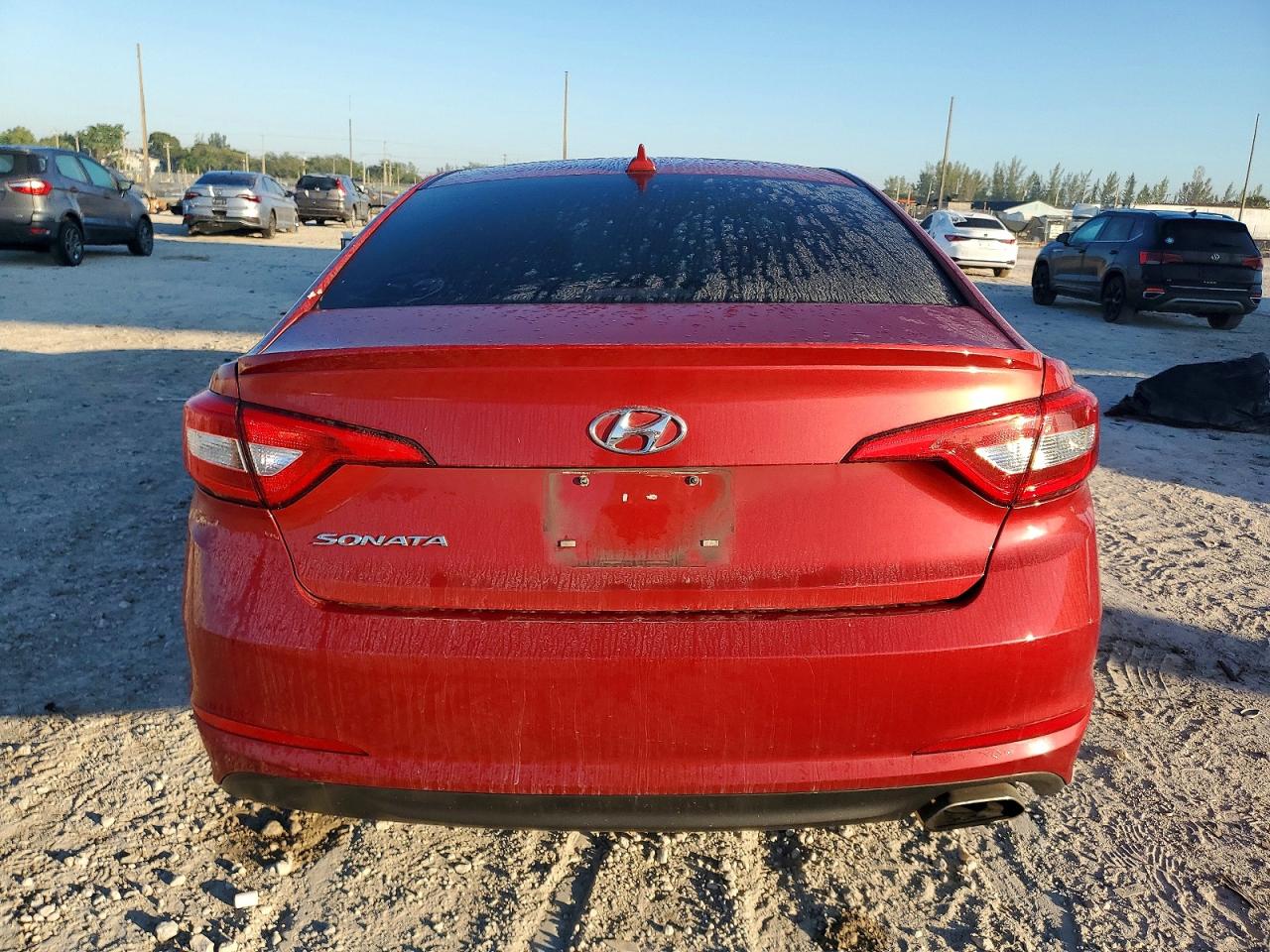 2017 HYUNDAI SONATA SE photo 6