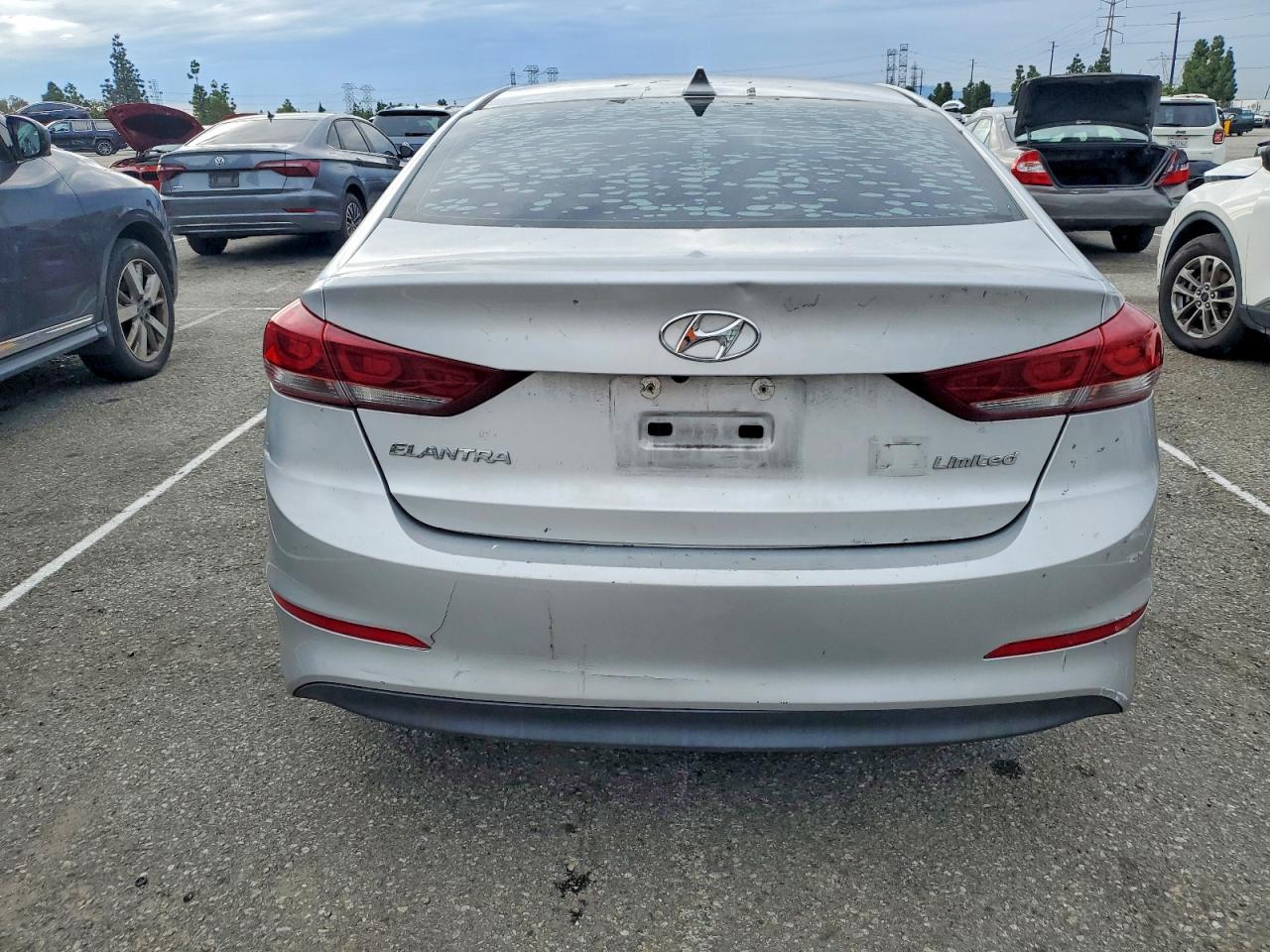 2017 HYUNDAI ELANTRA SE photo 6
