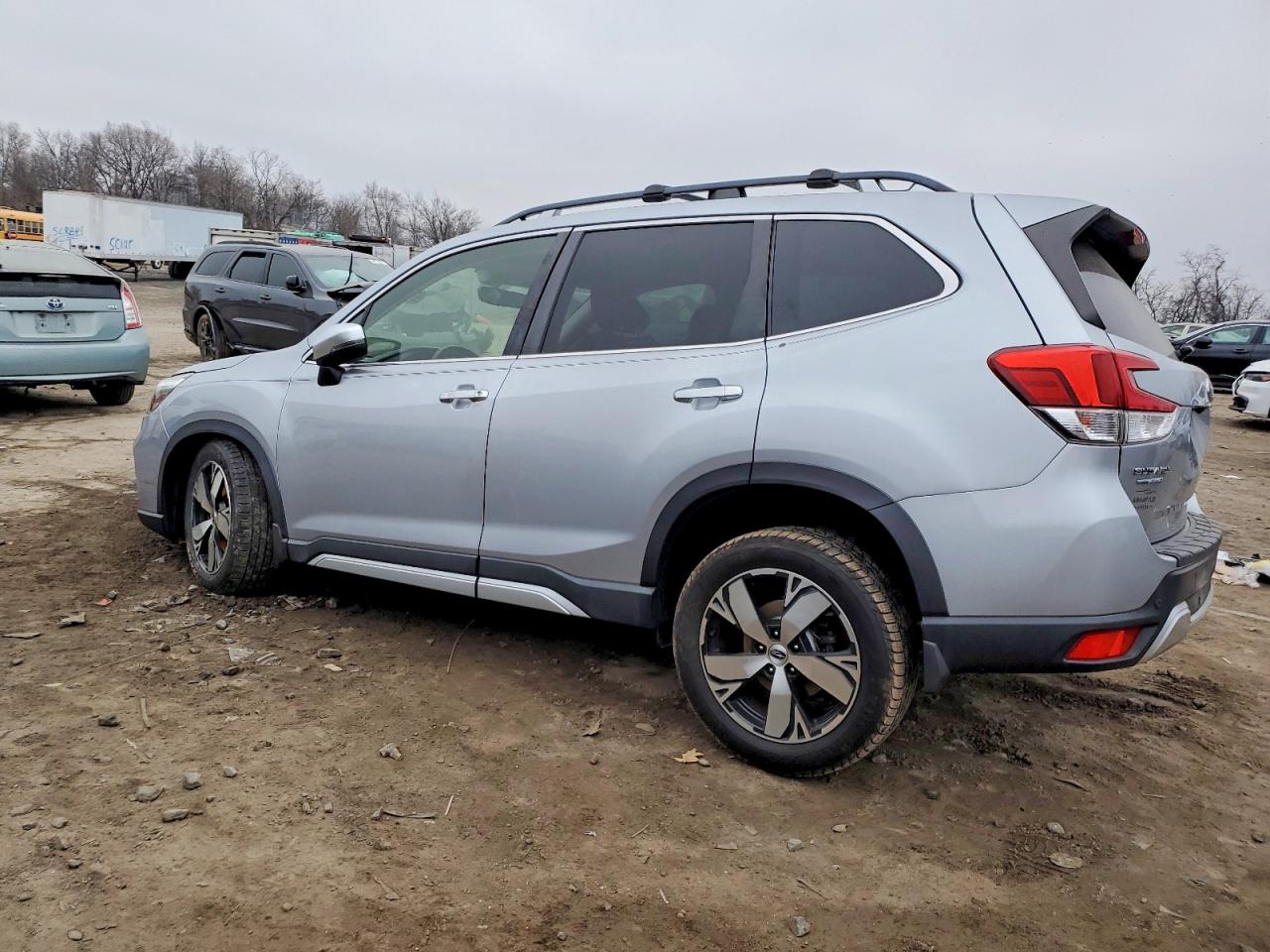 2019 SUBARU FORESTER TOURING photo 3