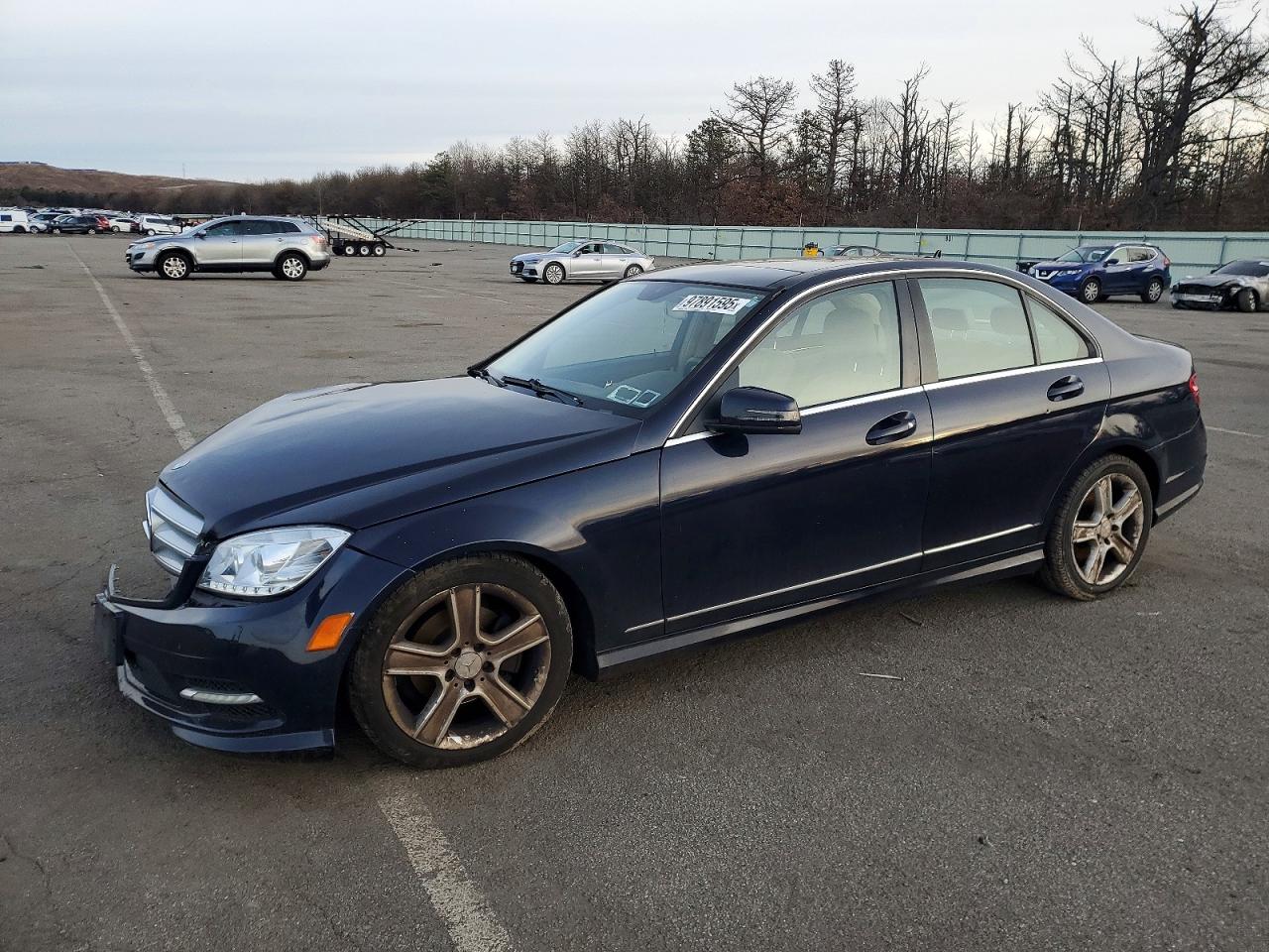 2011 MERCEDES-BENZ C
