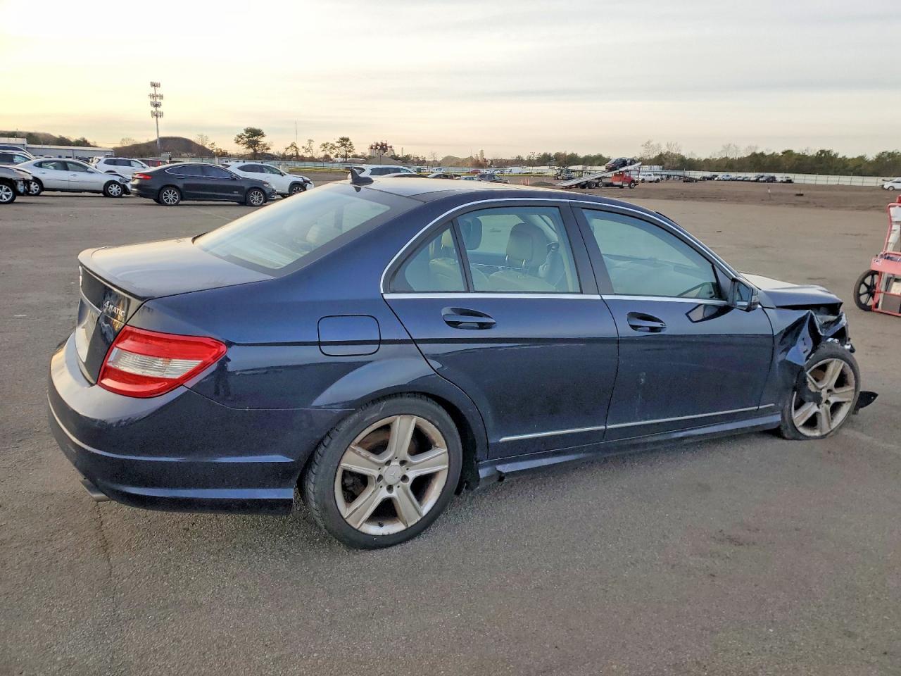 2011 MERCEDES-BENZ C 300 4MATIC photo 5