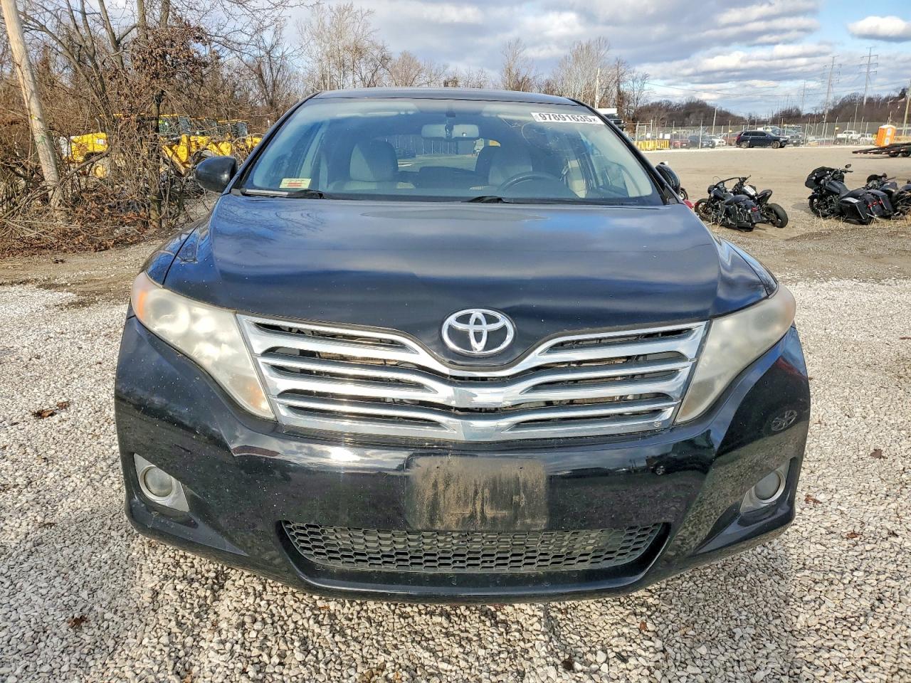 2012 TOYOTA VENZA LE photo 9