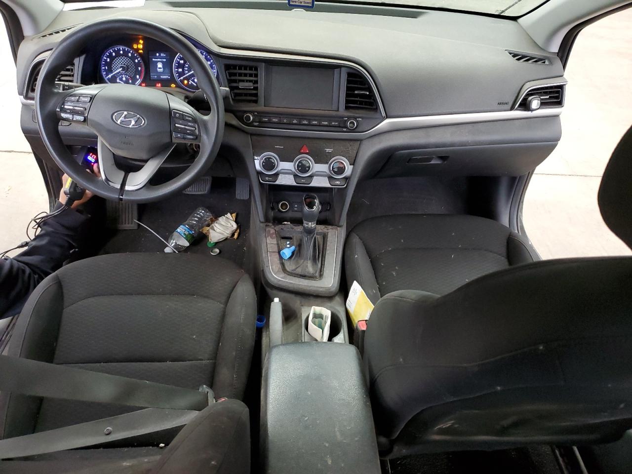 2019 HYUNDAI ELANTRA SEL photo 15
