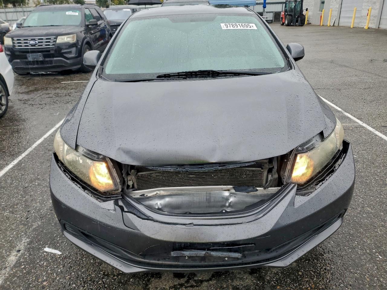 2013 HONDA CIVIC LX photo 9