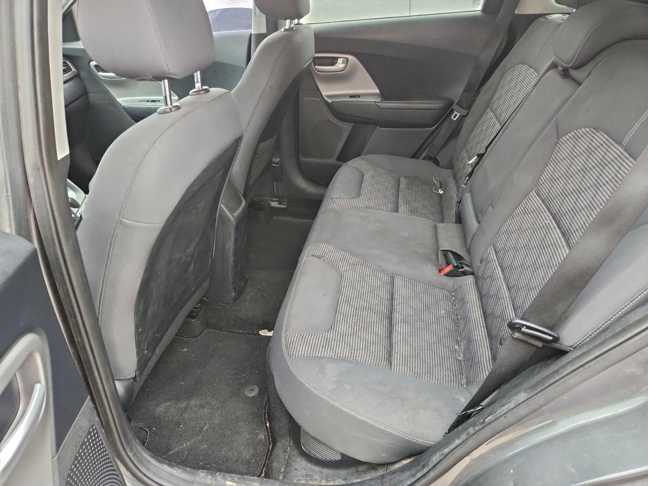 2018 KIA NIRO FE photo 28