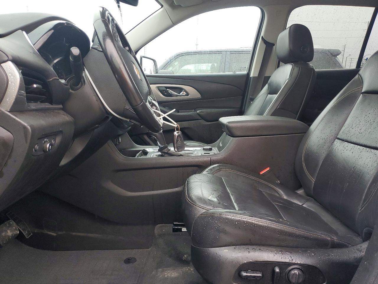 2020 CHEVROLET TRAVERSE LT photo 7