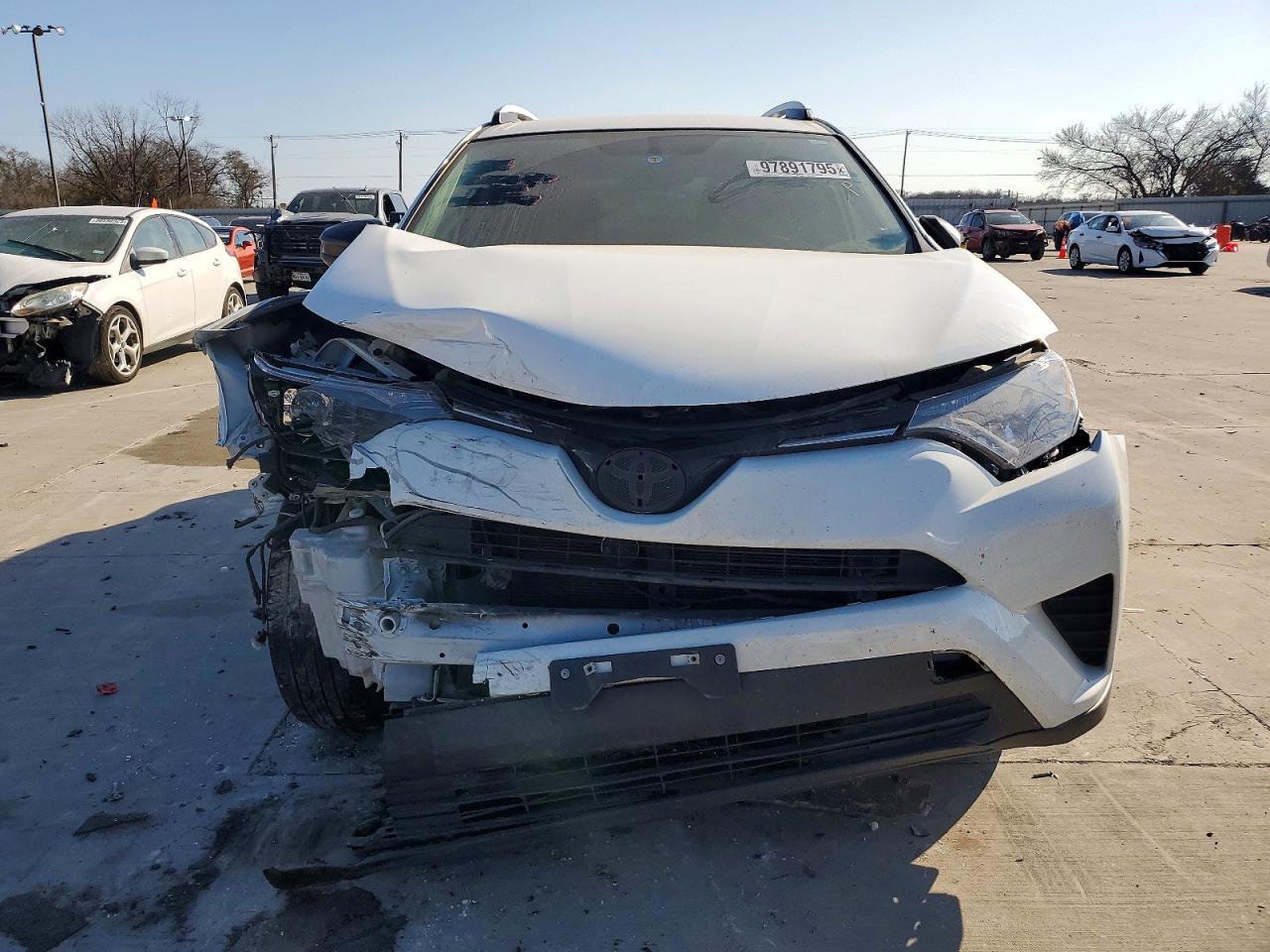 2016 TOYOTA RAV4 LE photo 9