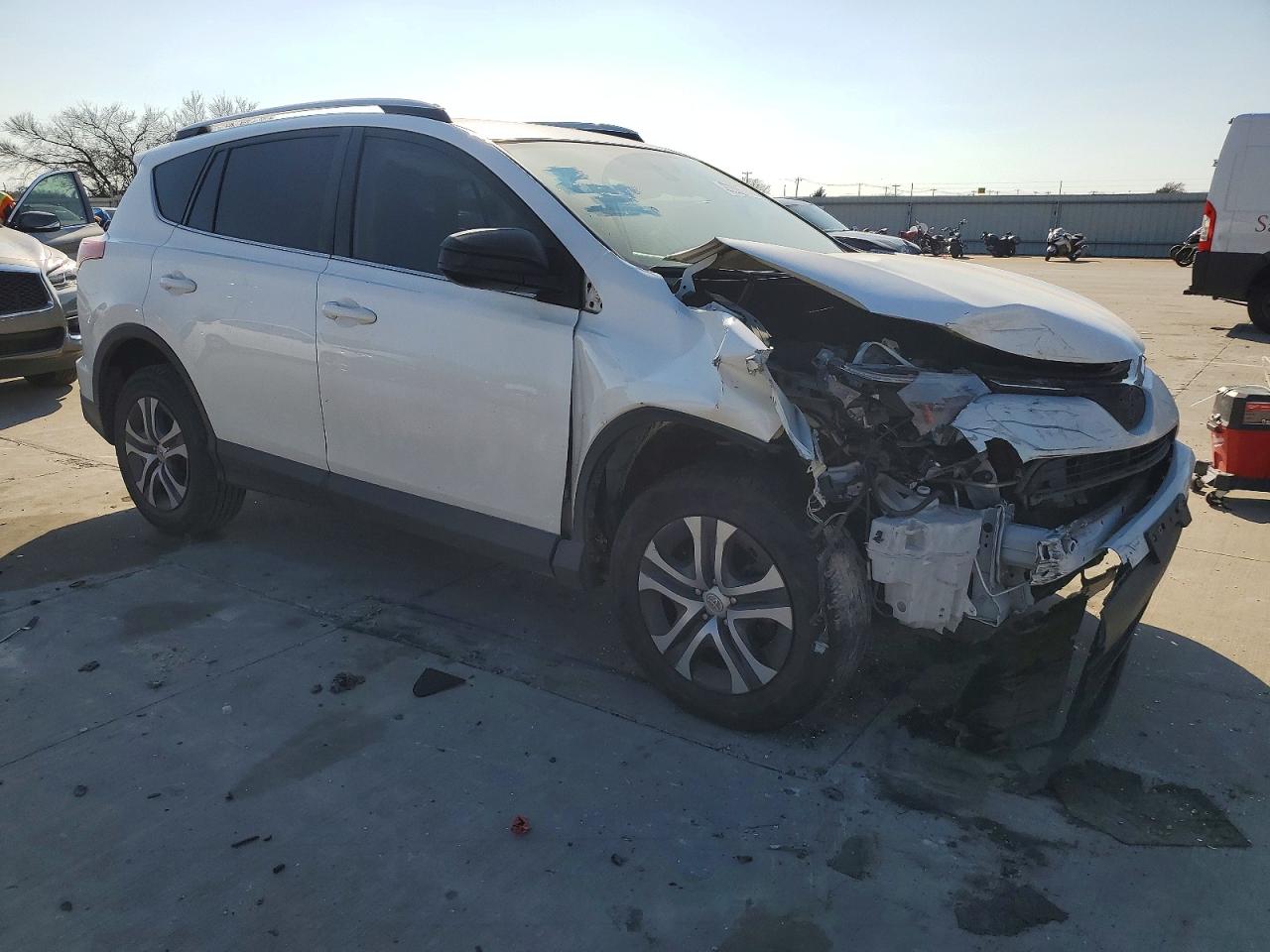2016 TOYOTA RAV4 LE photo 7