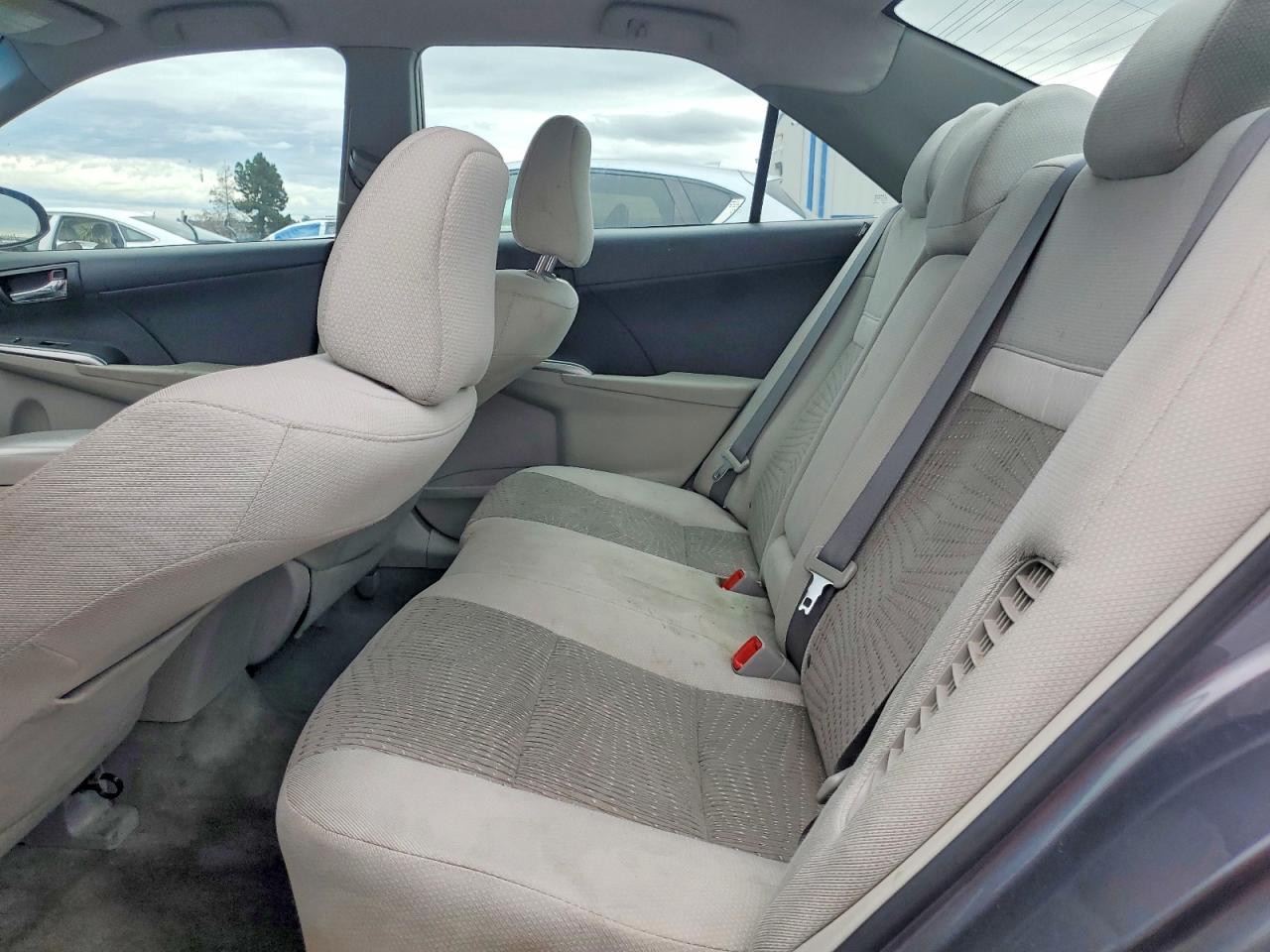2013 TOYOTA CAMRY HYBRID photo 19