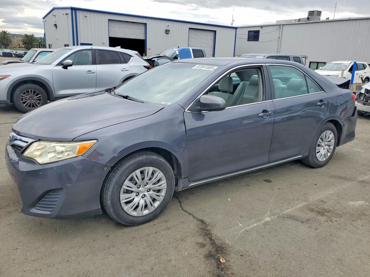 2013 TOYOTA CAMRY