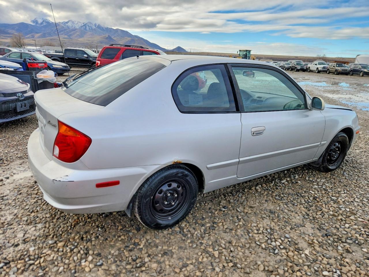 2003 HYUNDAI ACCENT GL photo 3