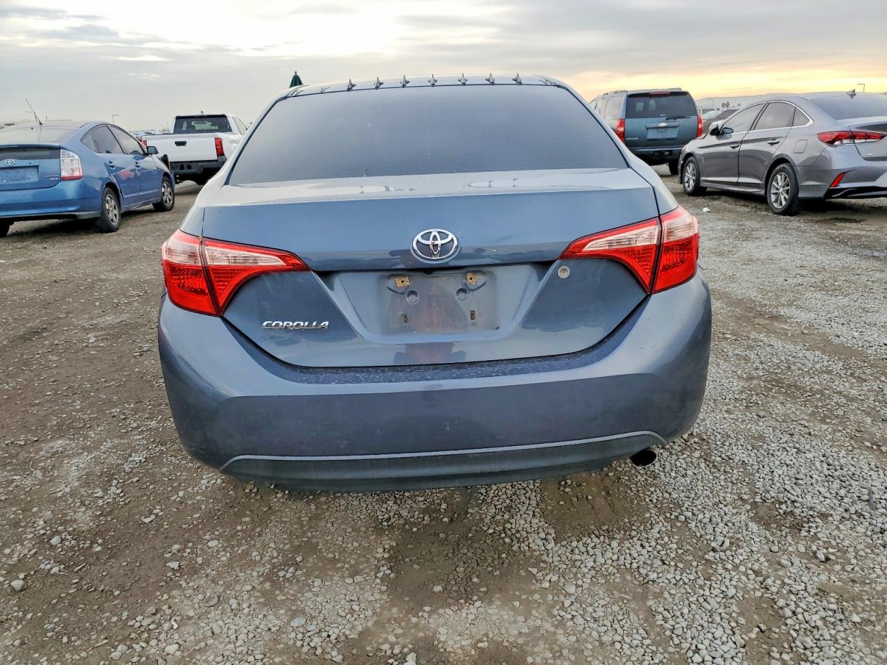 2017 TOYOTA COROLLA L photo 11