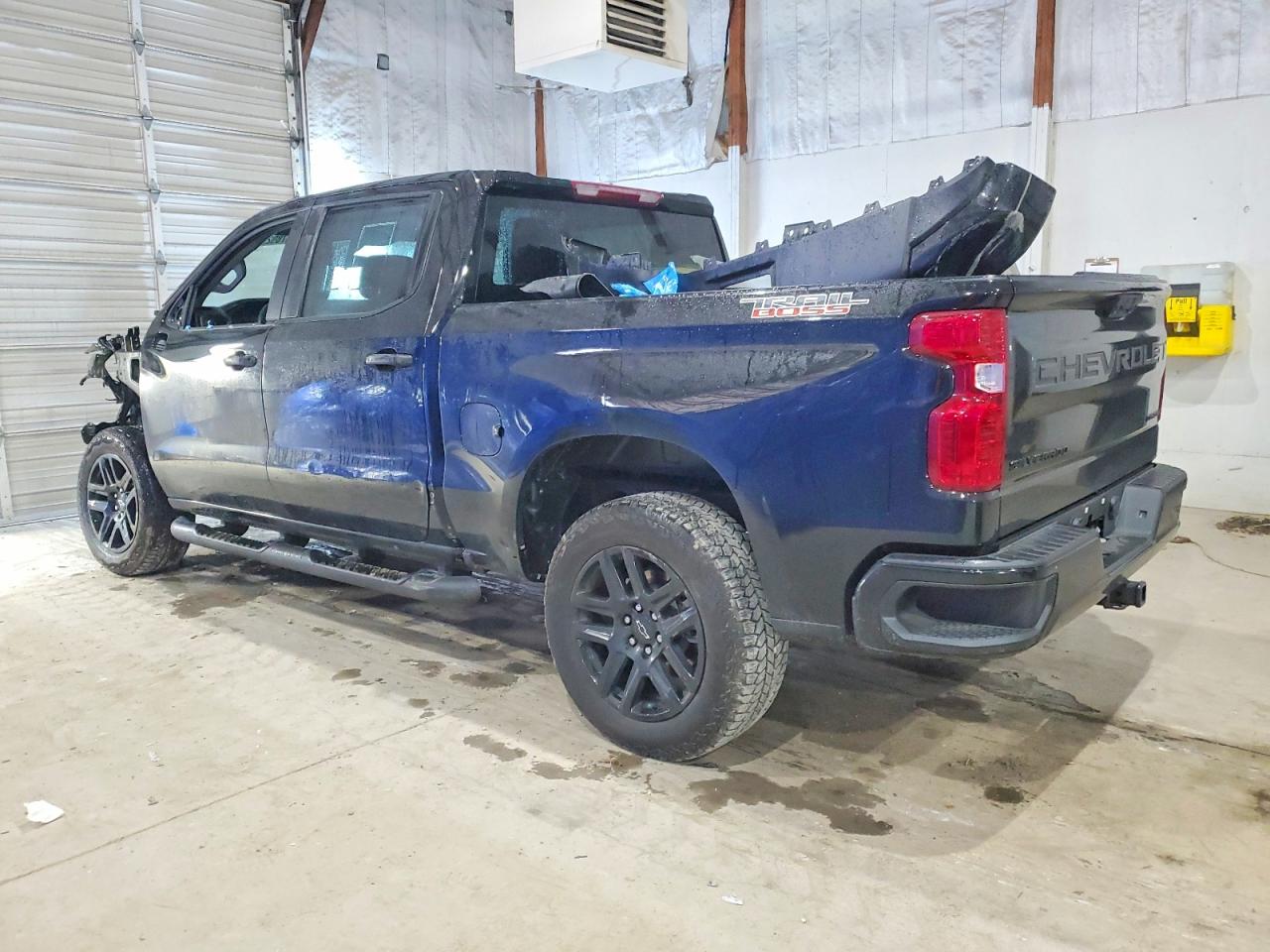 2024 CHEVROLET SILVERADO K1500 TRAIL BOSS CUSTOM photo 3