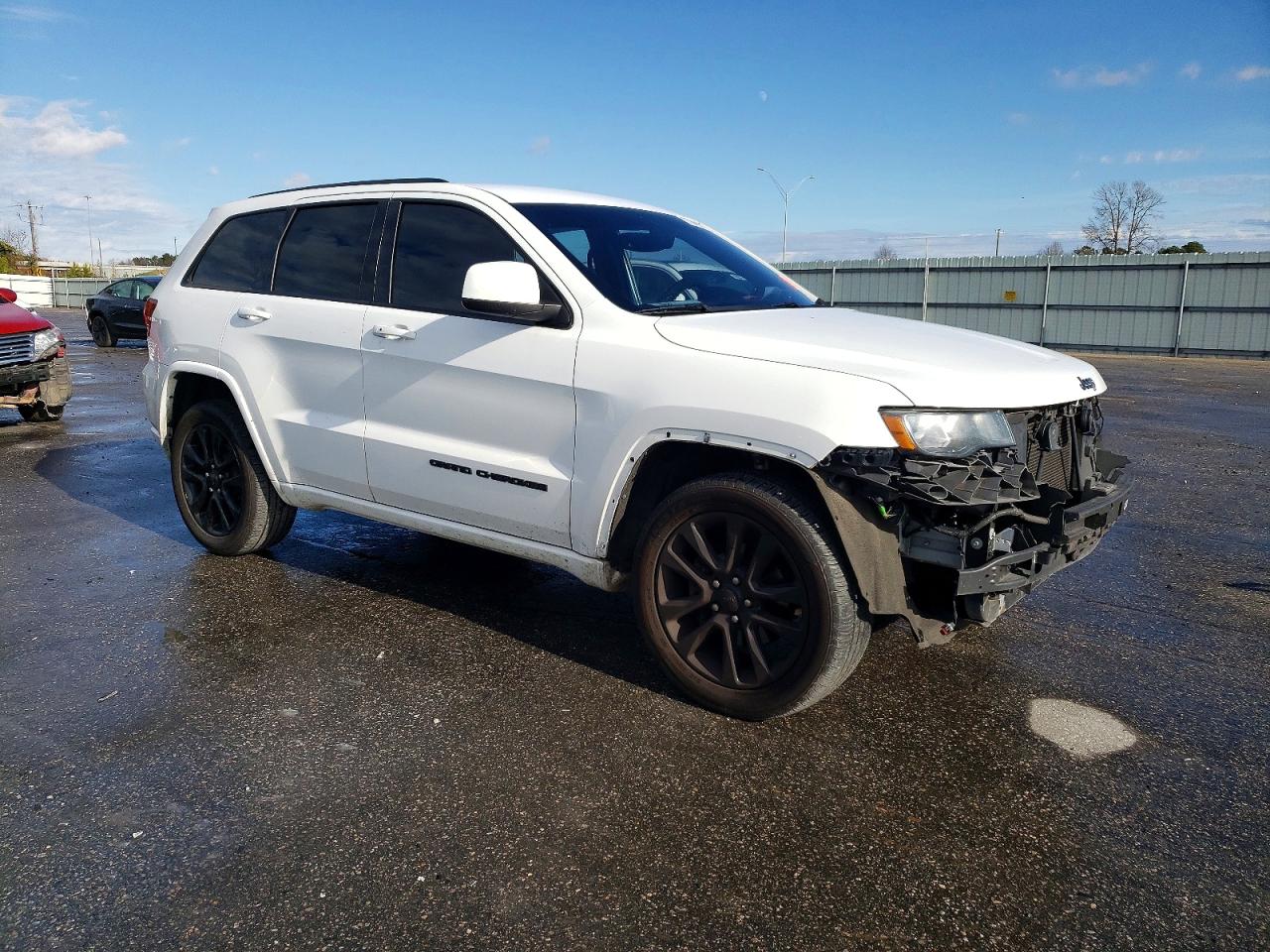 2018 JEEP GRAND CHEROKEE LAREDO photo 7