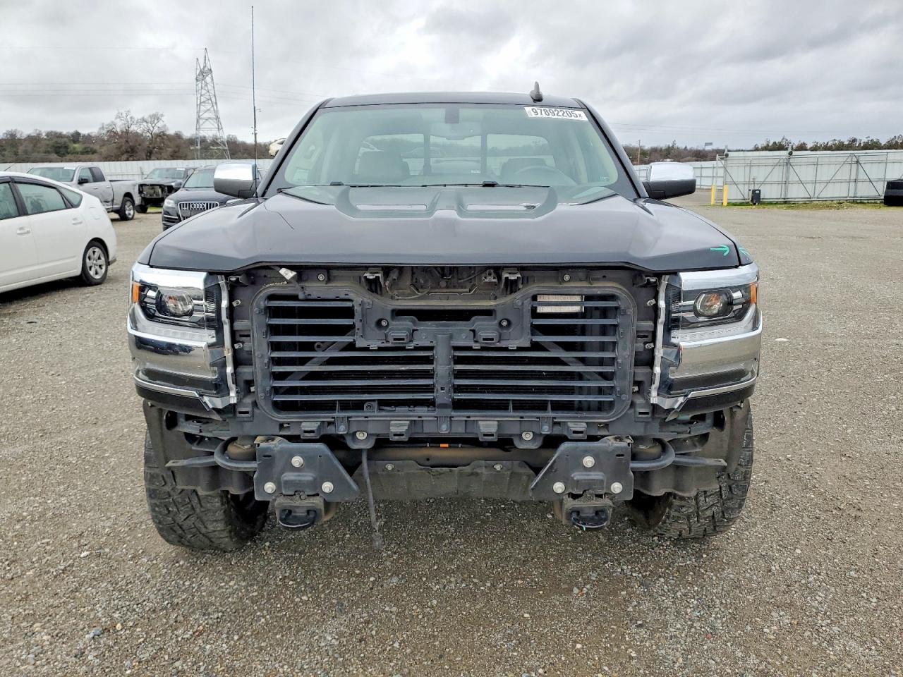 2018 CHEVROLET SILVERADO C1500 LTZ photo 5