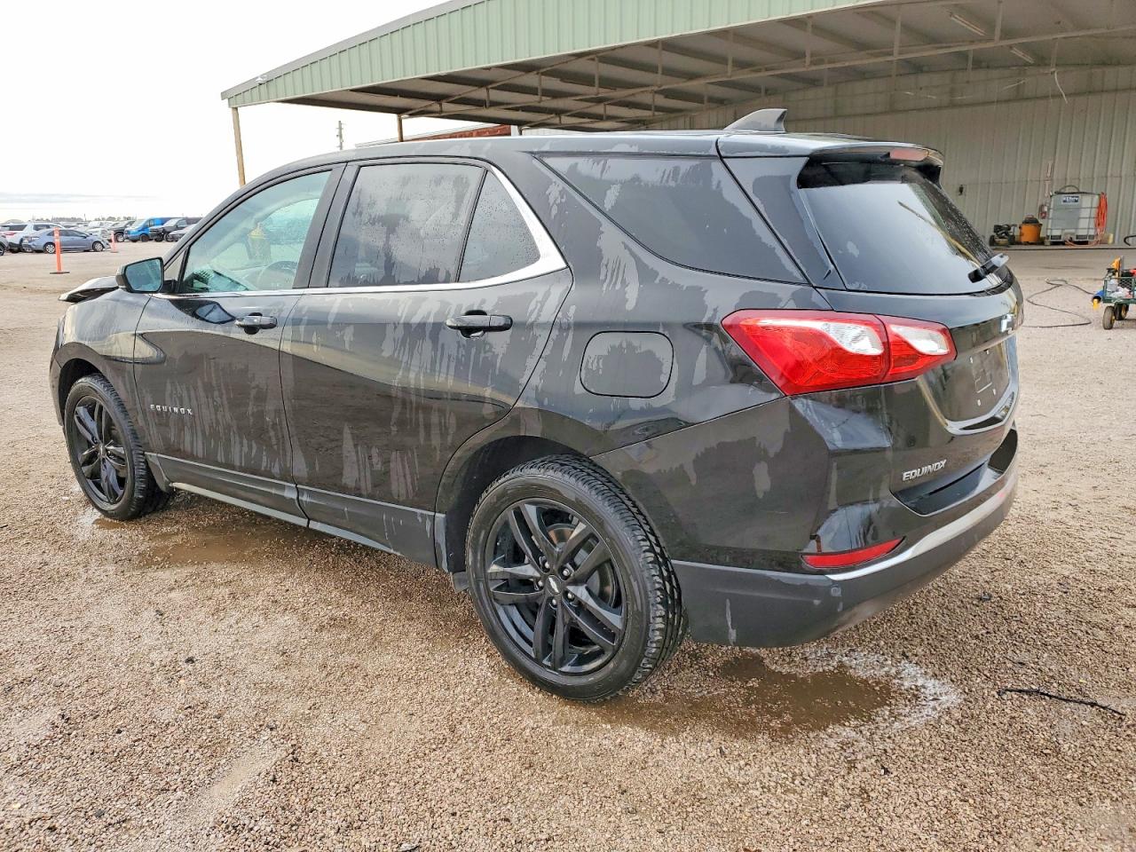 2021 CHEVROLET EQUINOX LT photo 2