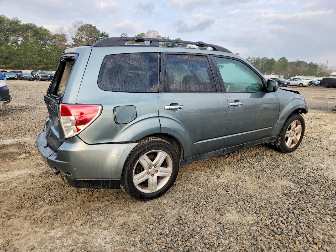 2010 SUBARU FORESTER 2.5X PREMIUM photo 3