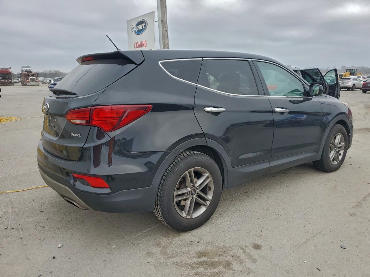 2018 HYUNDAI SANTA FE SPORT photo 3