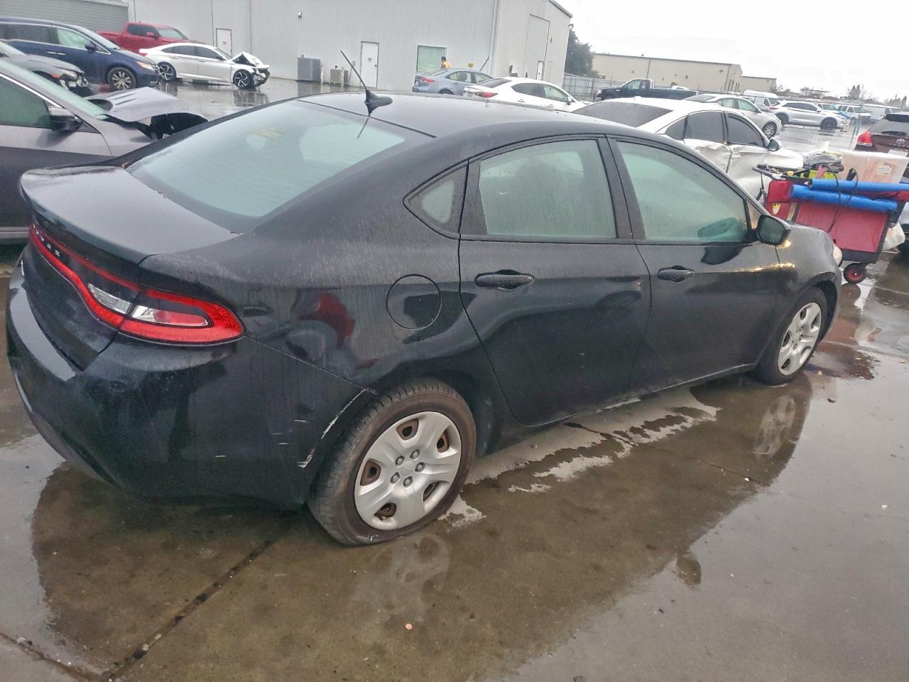 2013 DODGE DART SE photo 3