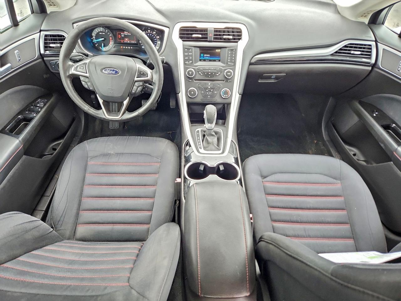 2016 FORD FUSION SE photo 8