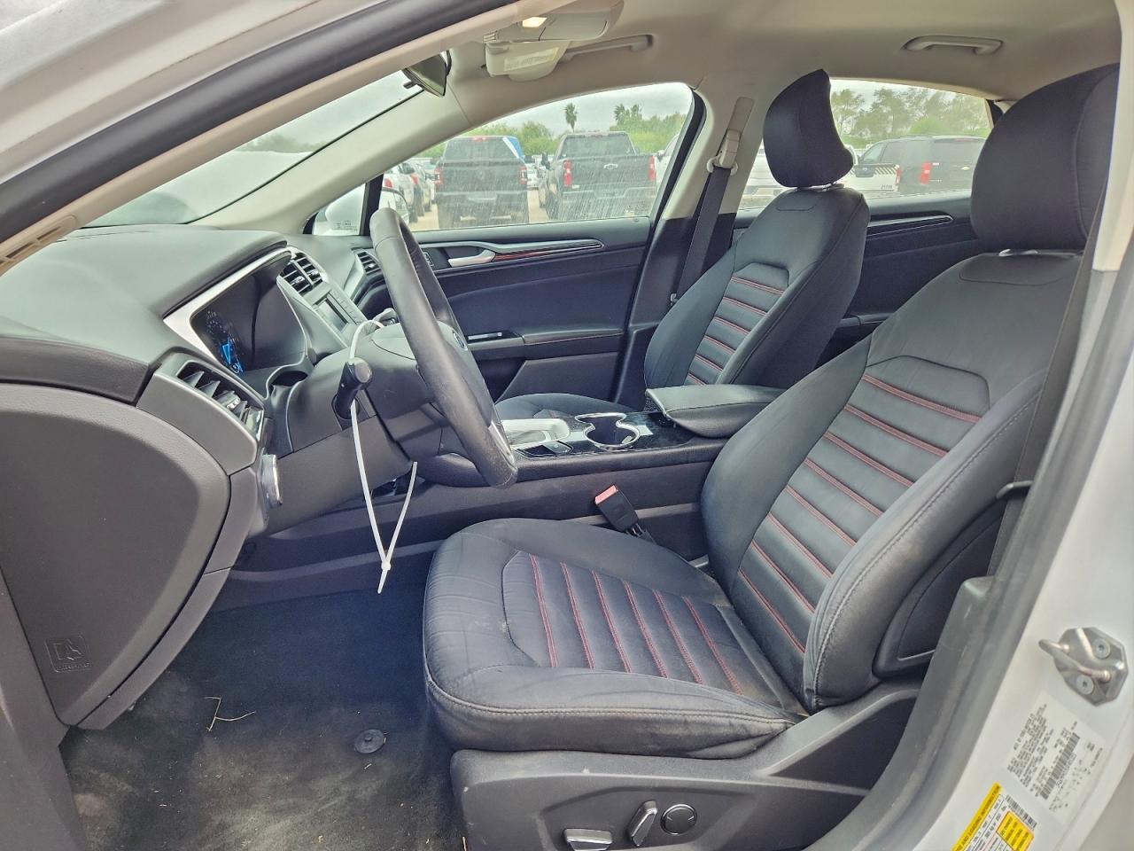 2016 FORD FUSION SE photo 7