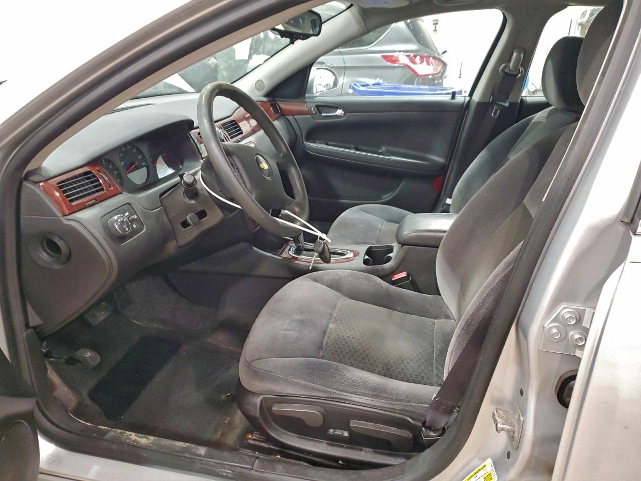 2009 CHEVROLET IMPALA LS photo 13