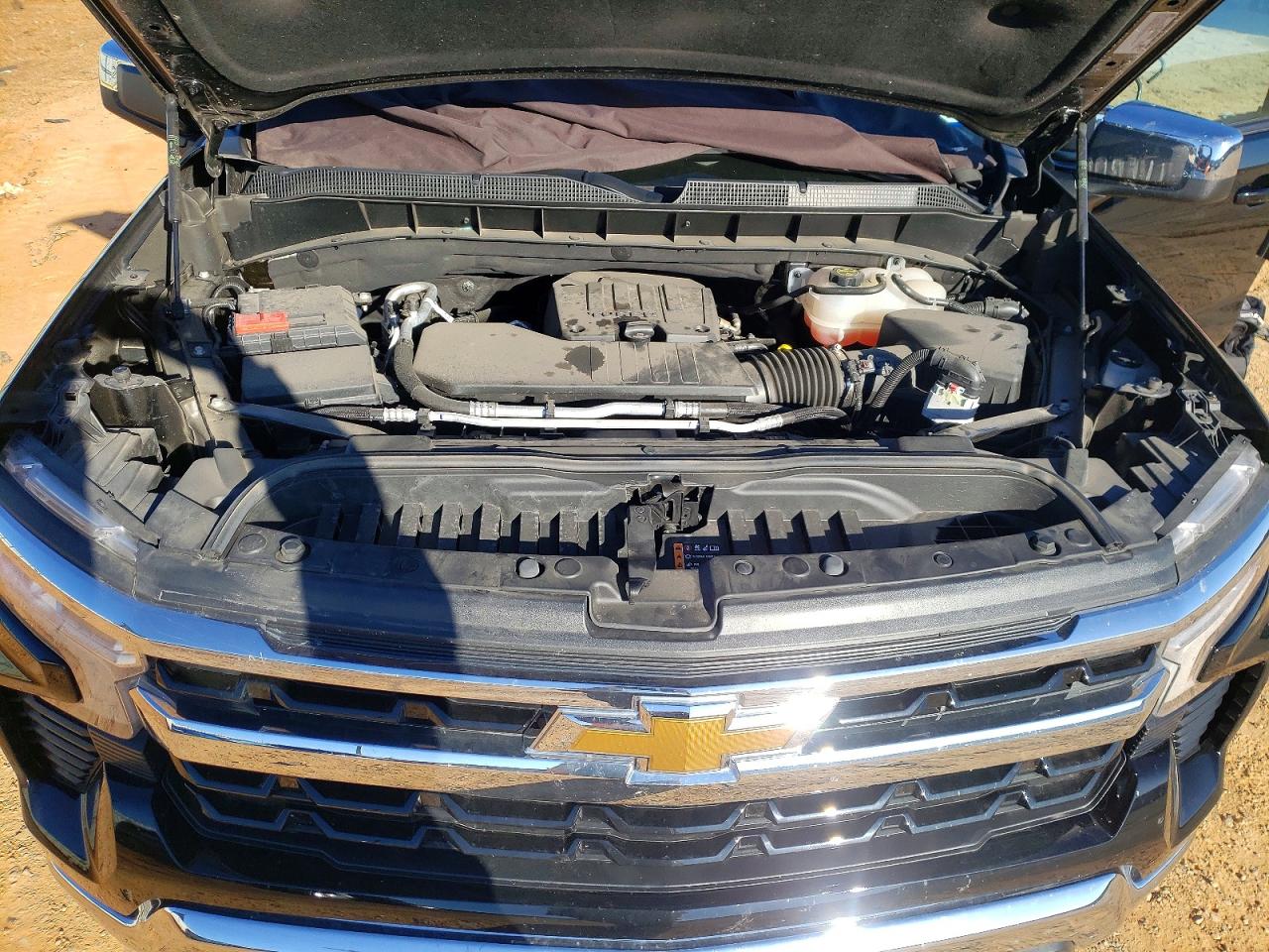 2025 CHEVROLET SILVERADO C1500 LT photo 21