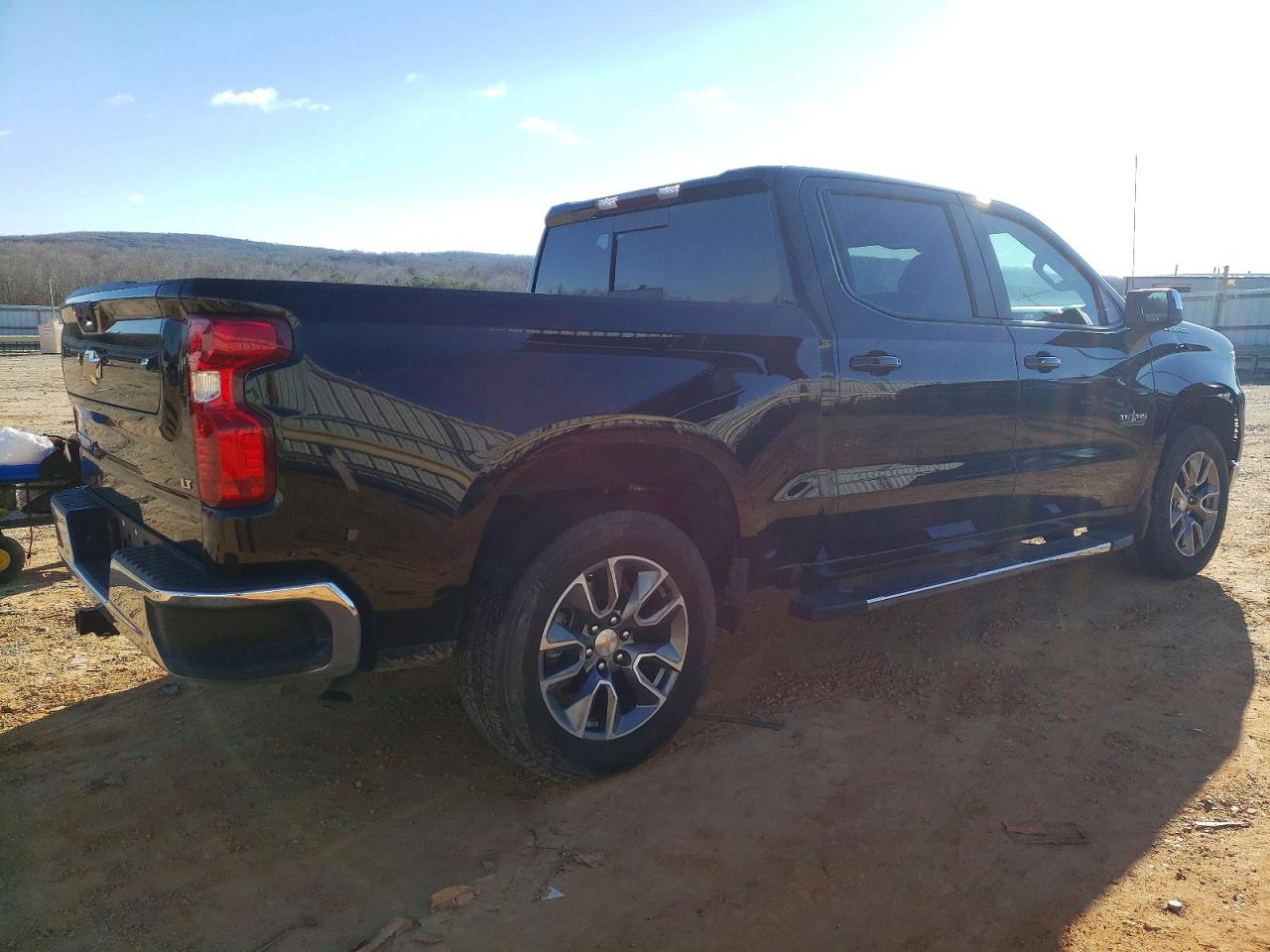 2025 CHEVROLET SILVERADO C1500 LT photo 5