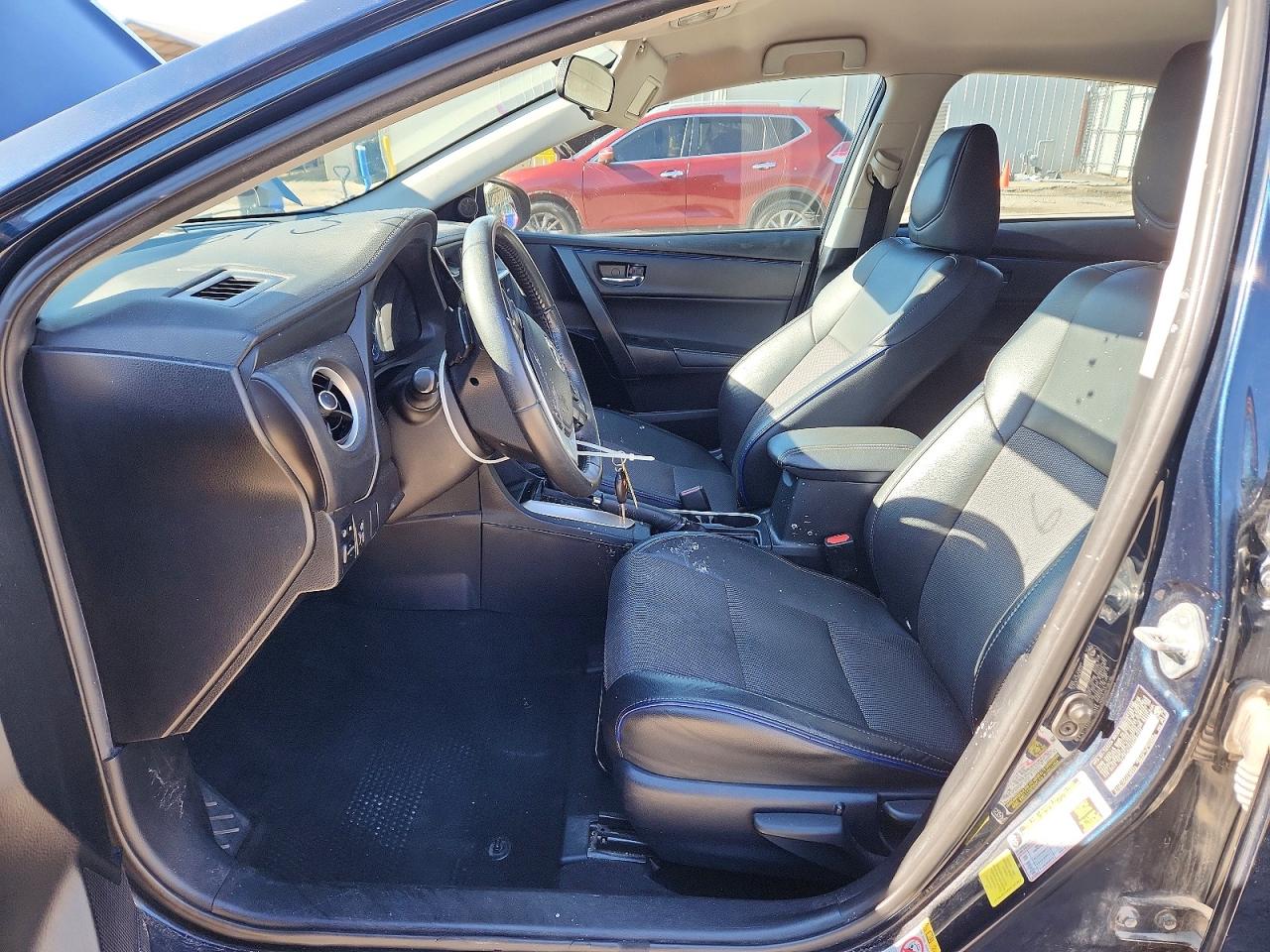 2017 TOYOTA COROLLA L photo 13