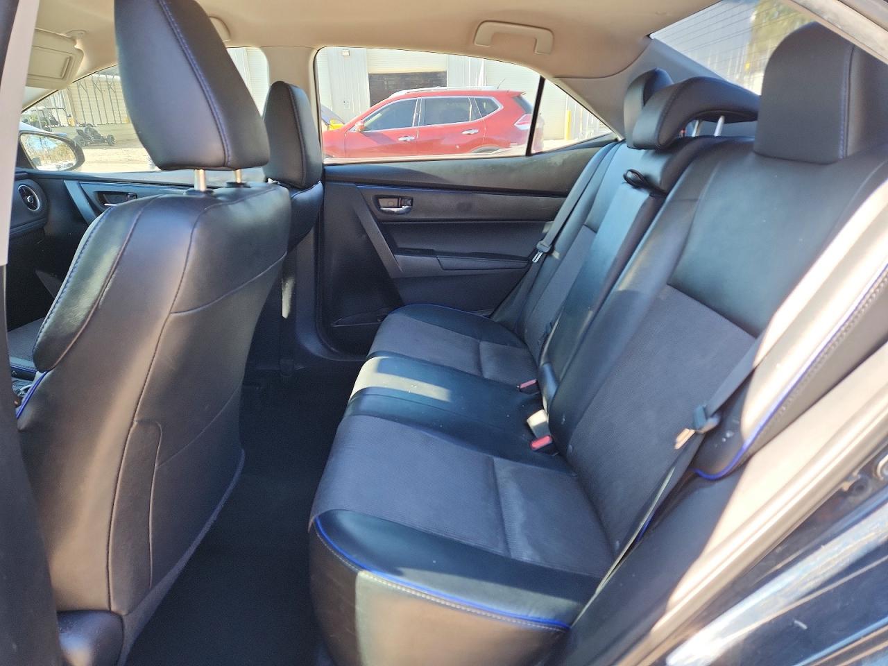 2017 TOYOTA COROLLA L photo 19