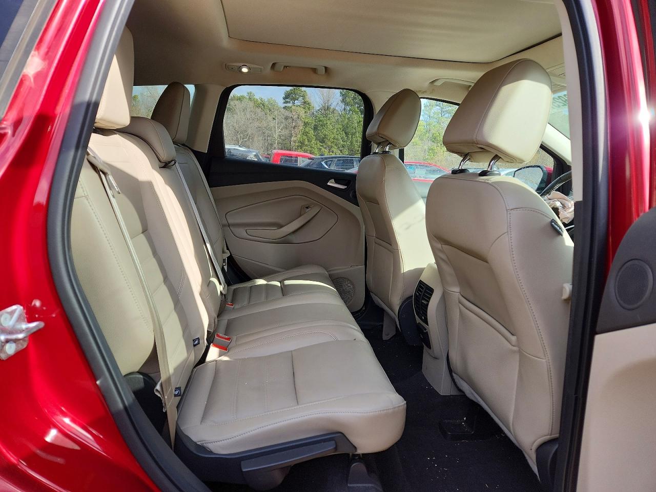 2017 FORD ESCAPE SE photo 21