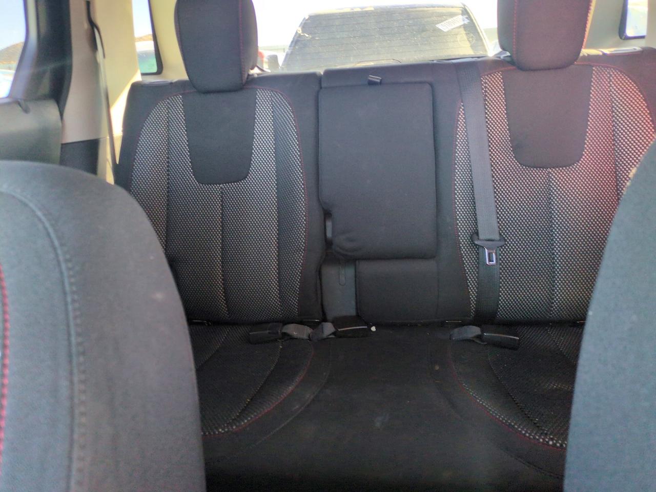 2012 GMC TERRAIN SLE photo 19