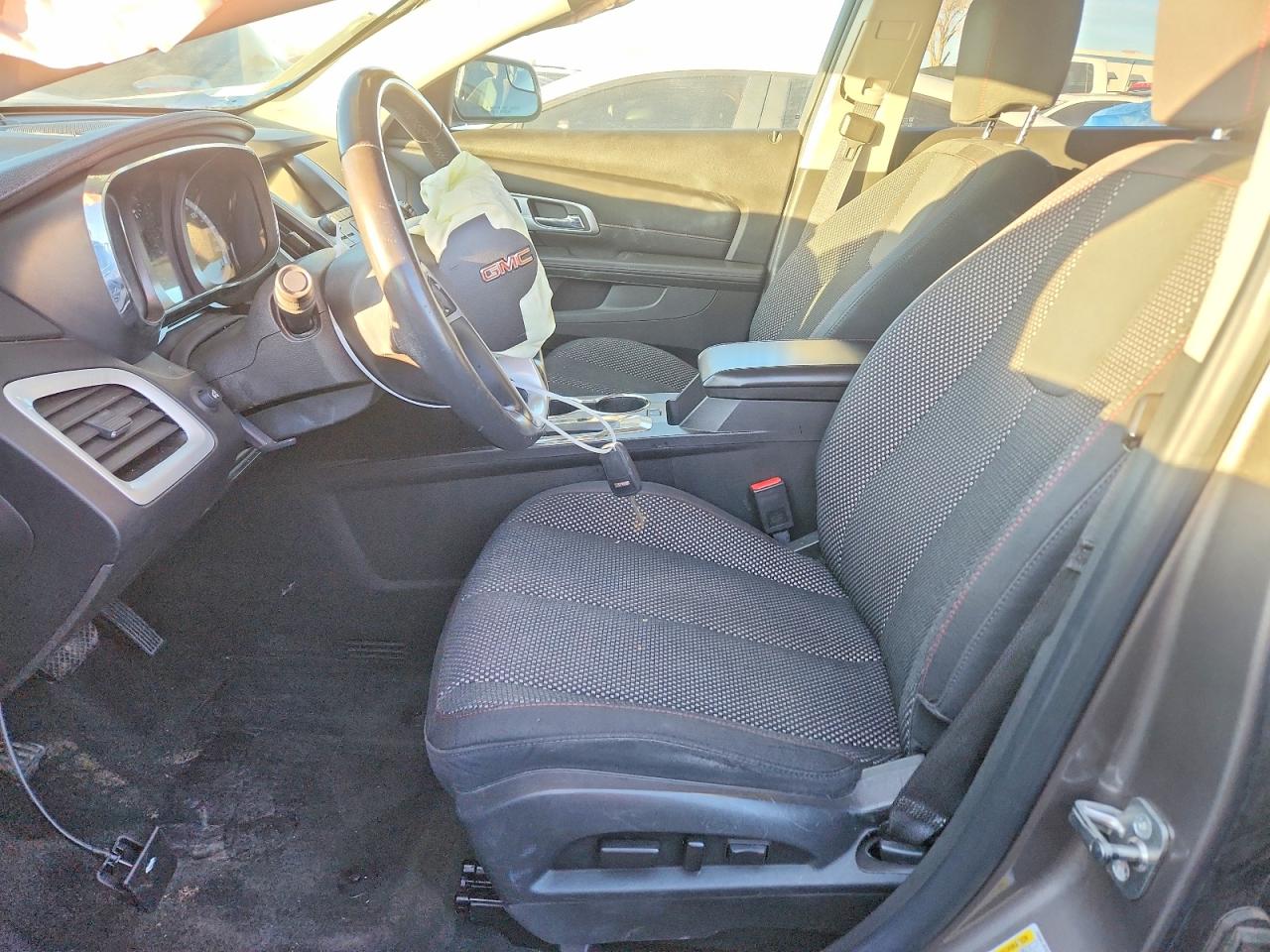 2012 GMC TERRAIN SLE photo 13