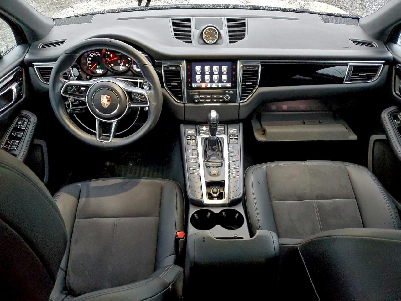 2017 PORSCHE MACAN photo 15