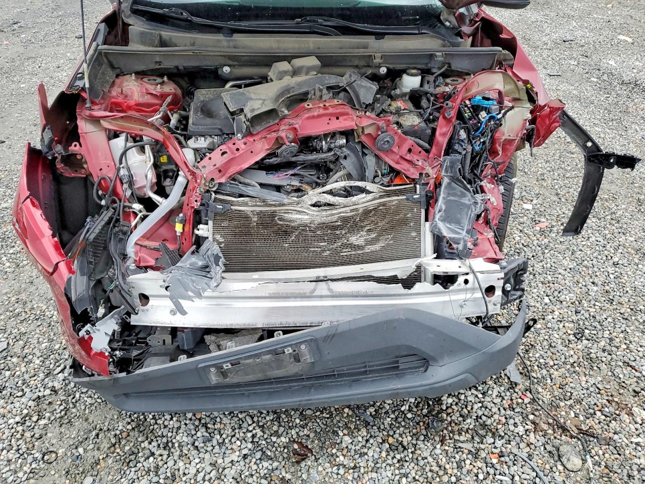 2022 TOYOTA RAV4 LE photo 23