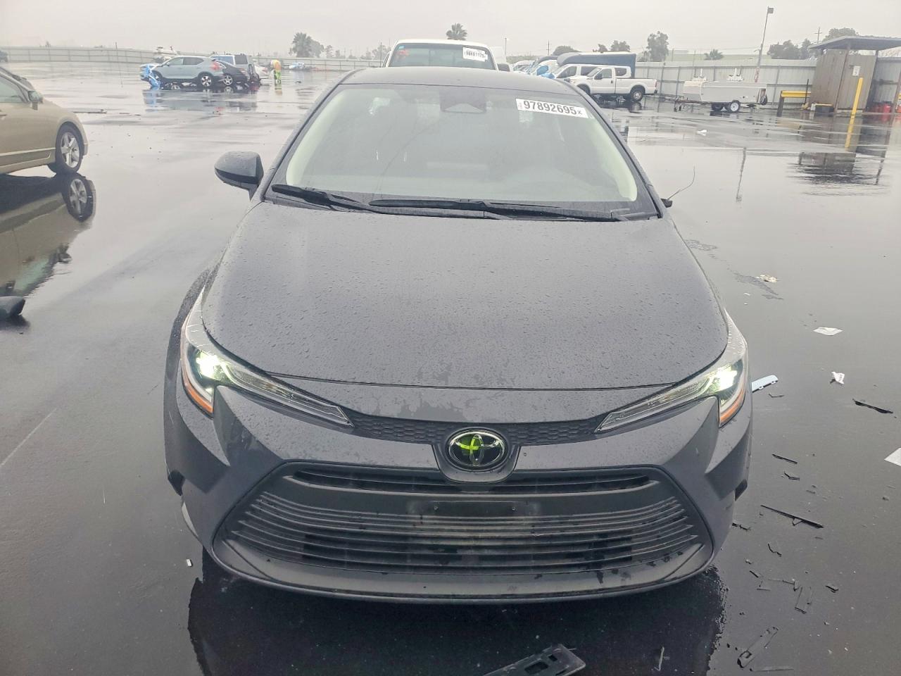 2024 TOYOTA COROLLA LE photo 9