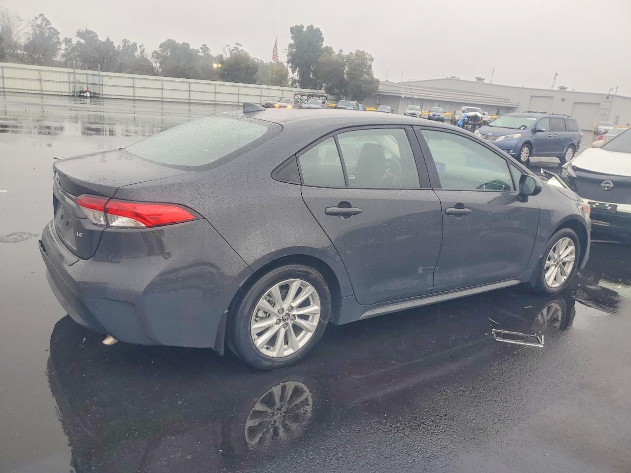 2024 TOYOTA COROLLA LE photo 5