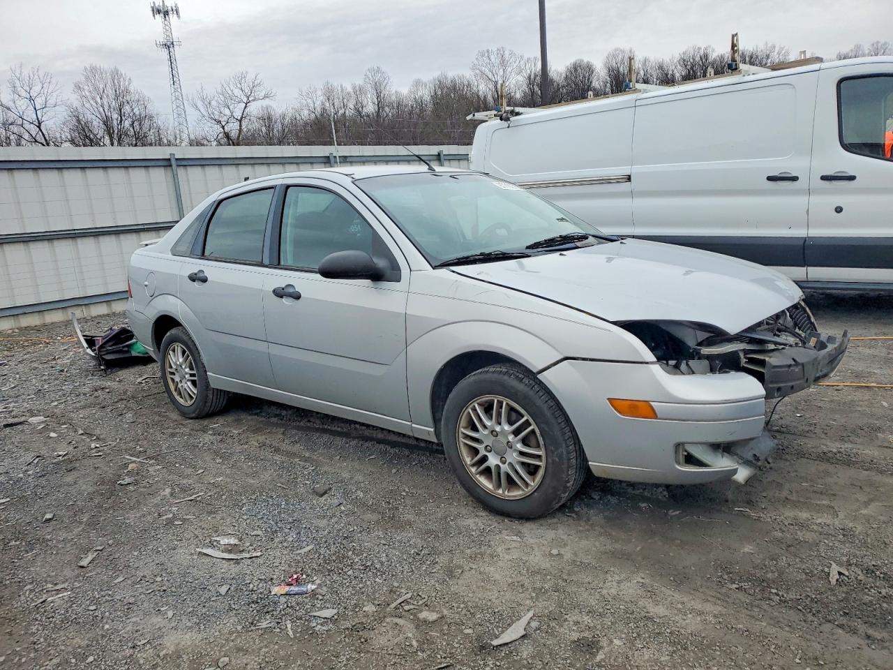2007 FORD FOCUS ZX4 photo 4