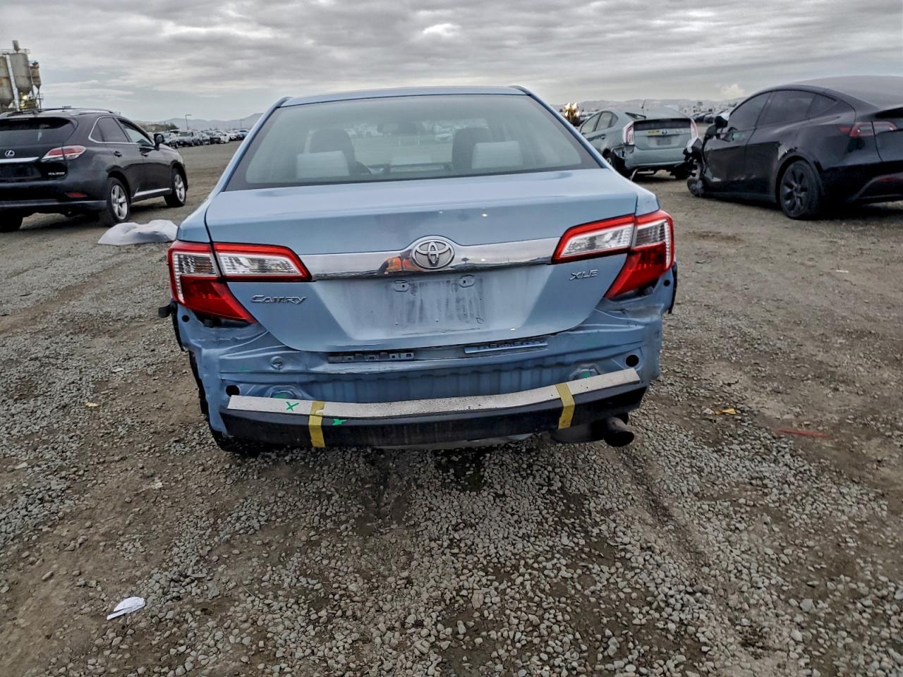 2012 TOYOTA CAMRY BASE photo 11