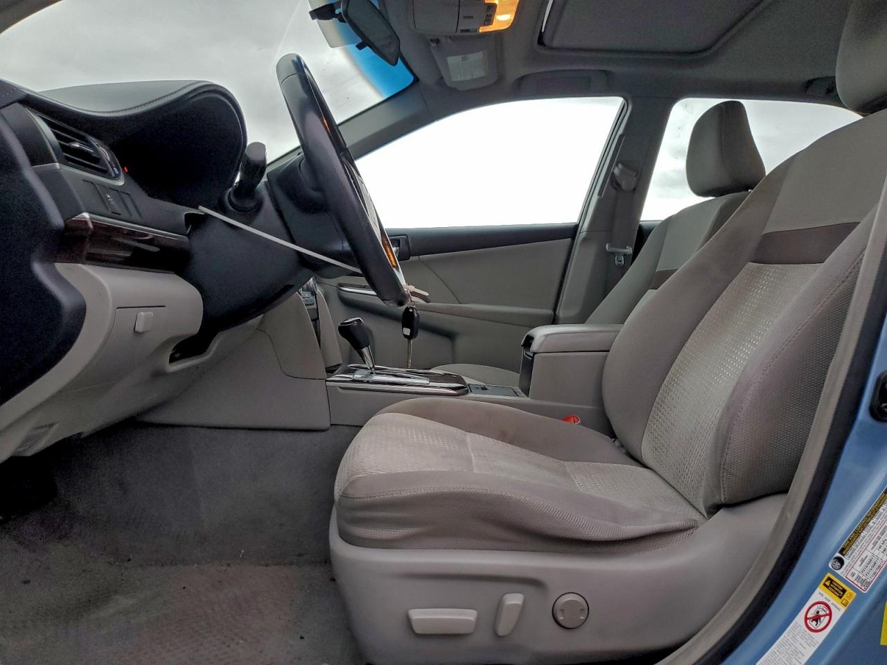 2012 TOYOTA CAMRY BASE photo 13
