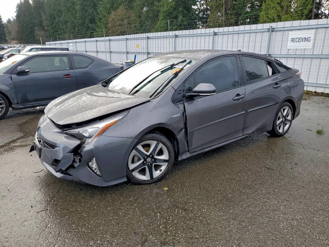 2016 TOYOTA PRIUS