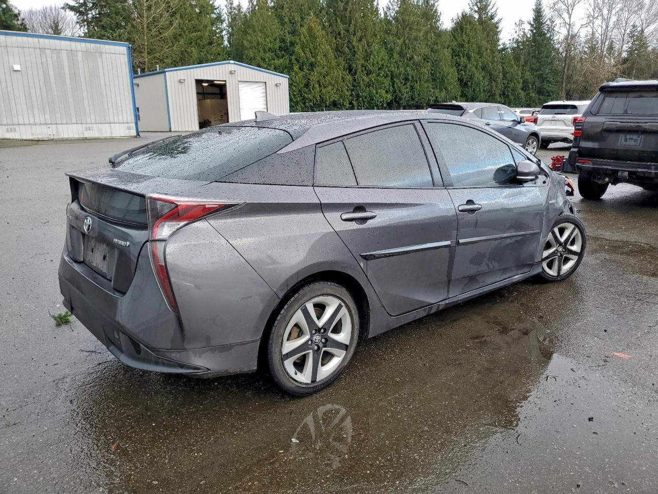 2016 TOYOTA PRIUS photo 5