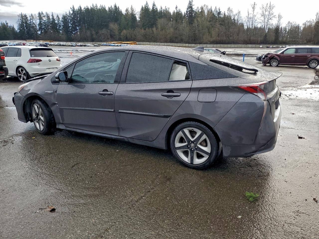 2016 TOYOTA PRIUS photo 3