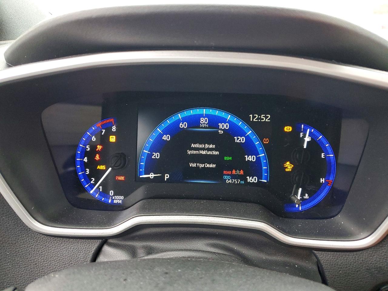 2019 TOYOTA COROLLA SE photo 17