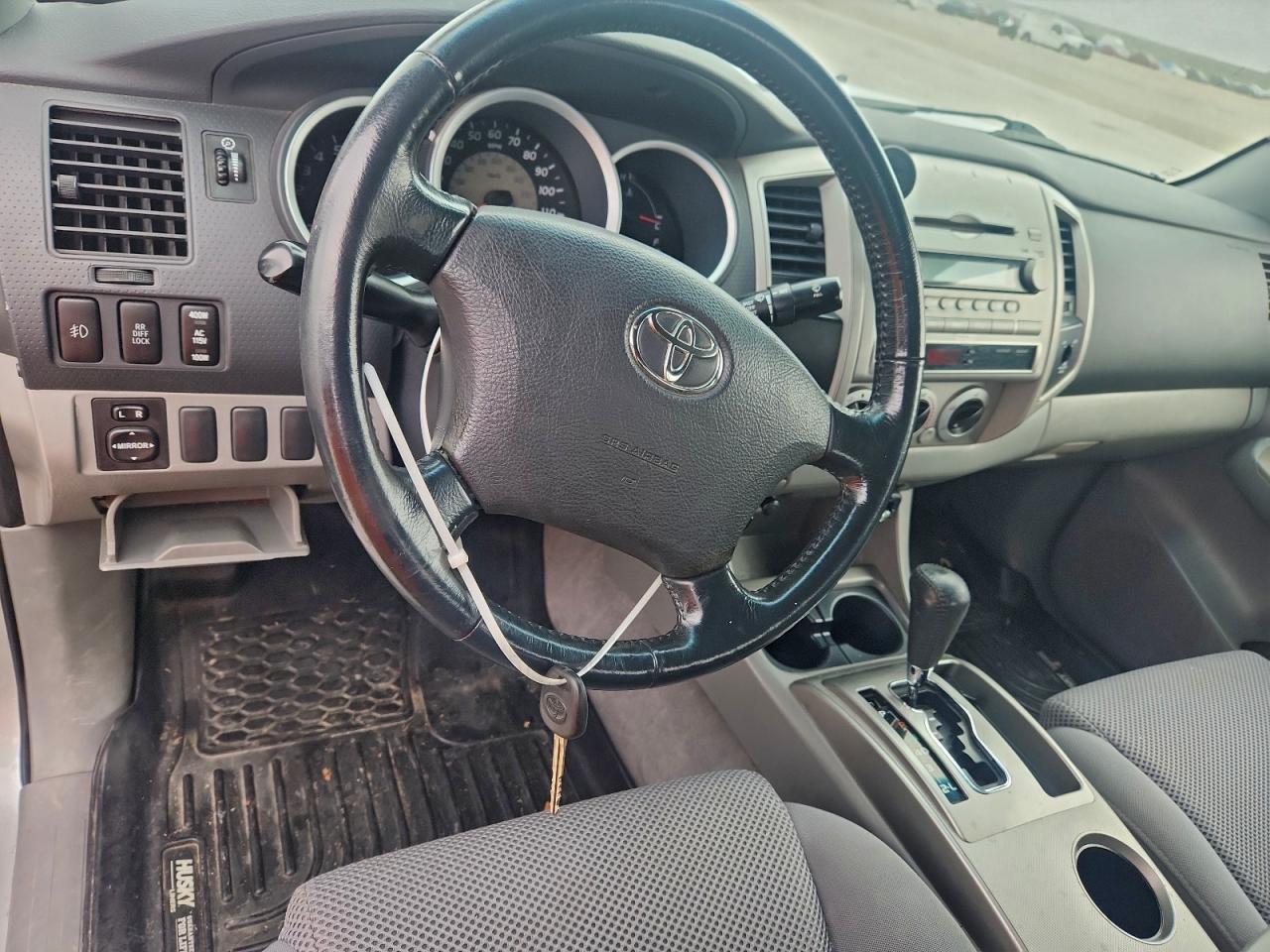 2005 TOYOTA TACOMA PRERUNNER ACCESS CAB photo 8