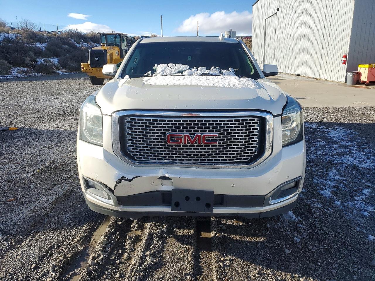 2015 GMC YUKON XL DENALI photo 9