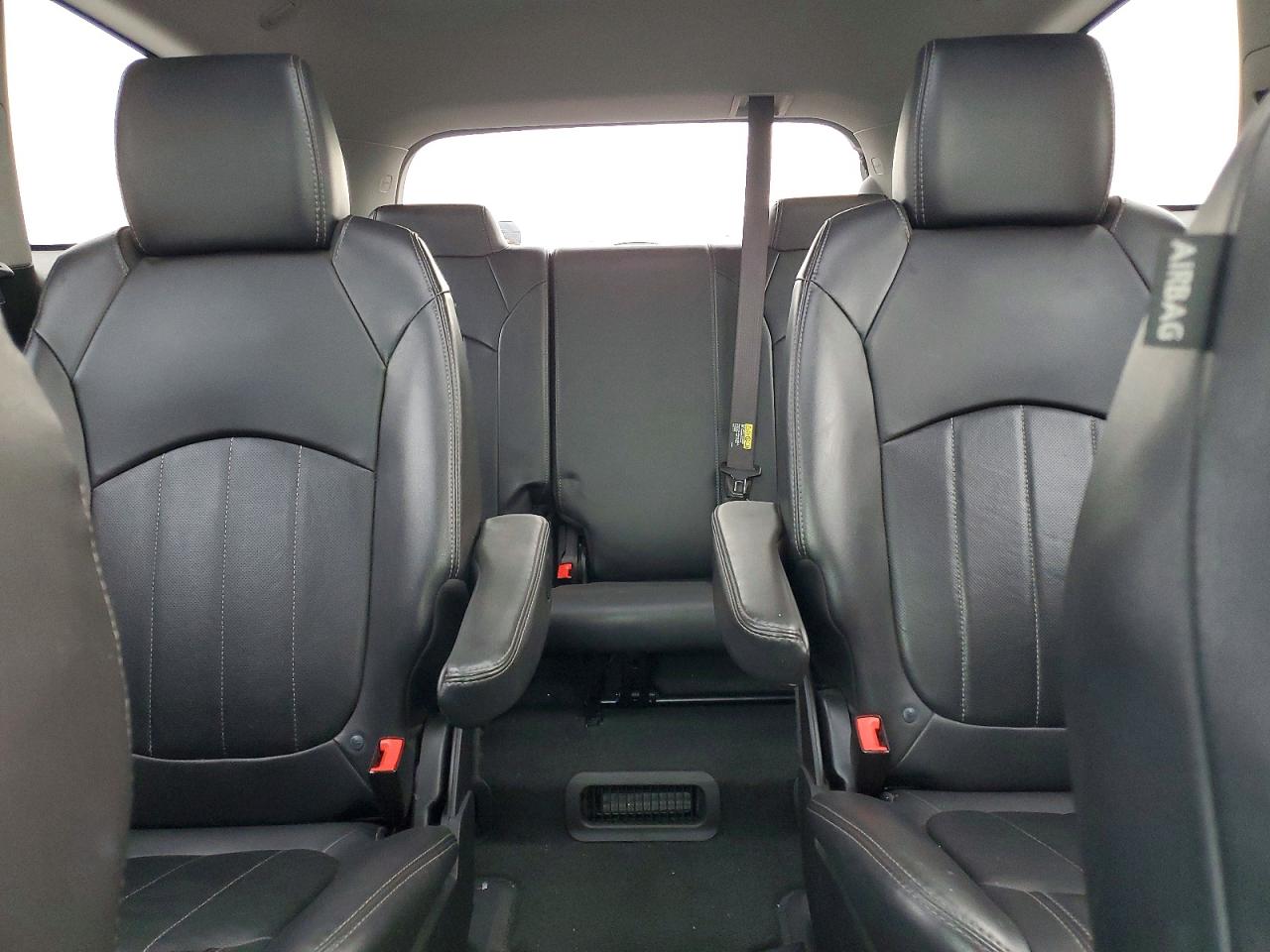 2016 BUICK ENCLAVE photo 10